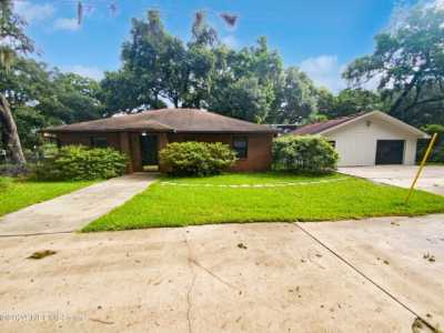 Home For Sale in Keystone Heights, Florida