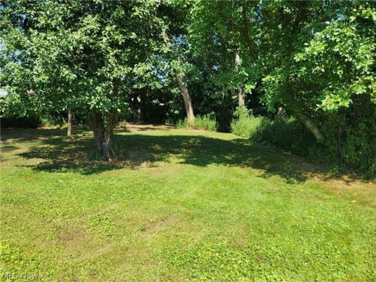 Picture of Home For Sale in Williamsfield, Ohio, United States