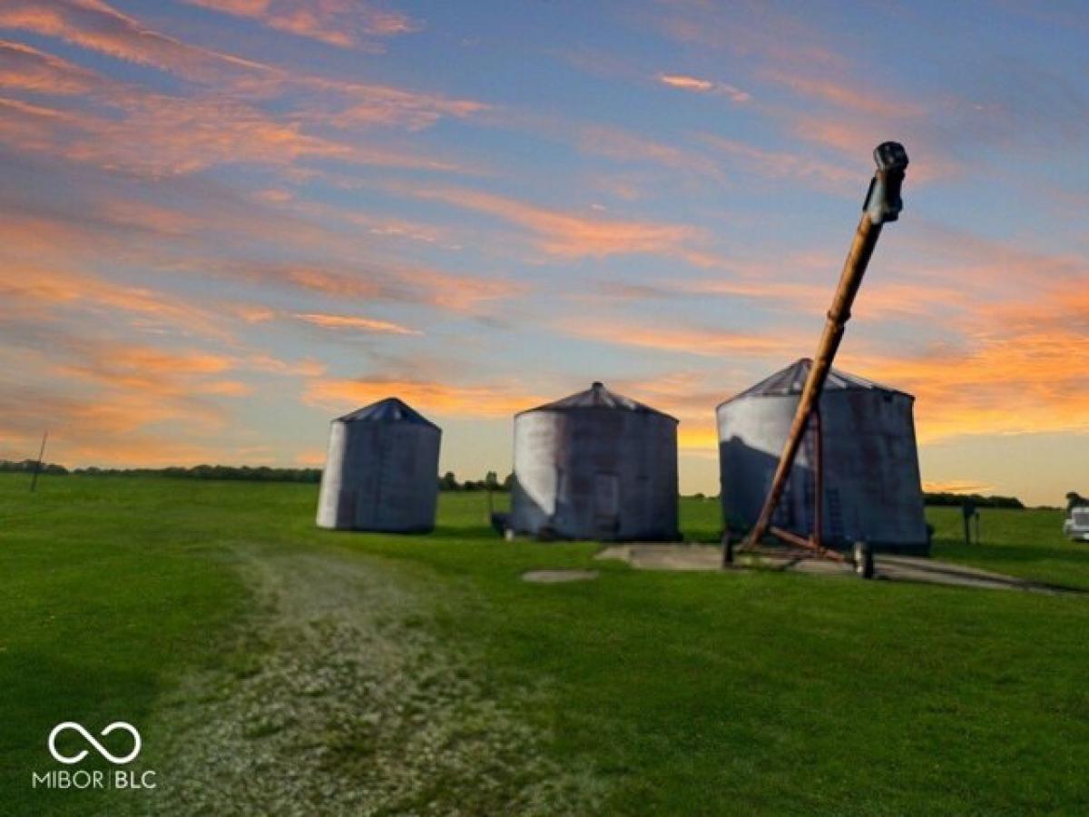 Picture of Residential Land For Sale in Fountaintown, Indiana, United States