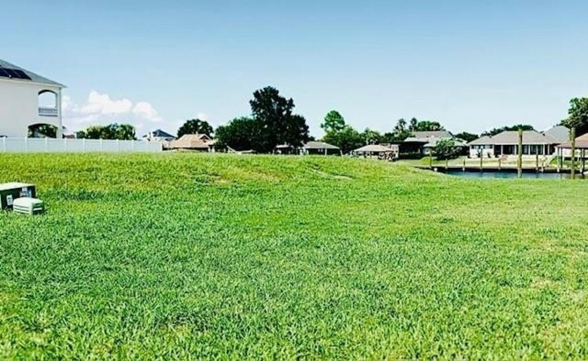 Picture of Residential Land For Sale in Slidell, Louisiana, United States