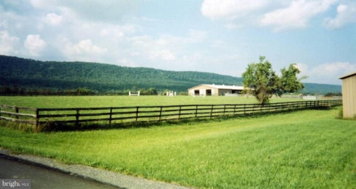 Picture of Residential Land For Sale in Carlisle, Pennsylvania, United States