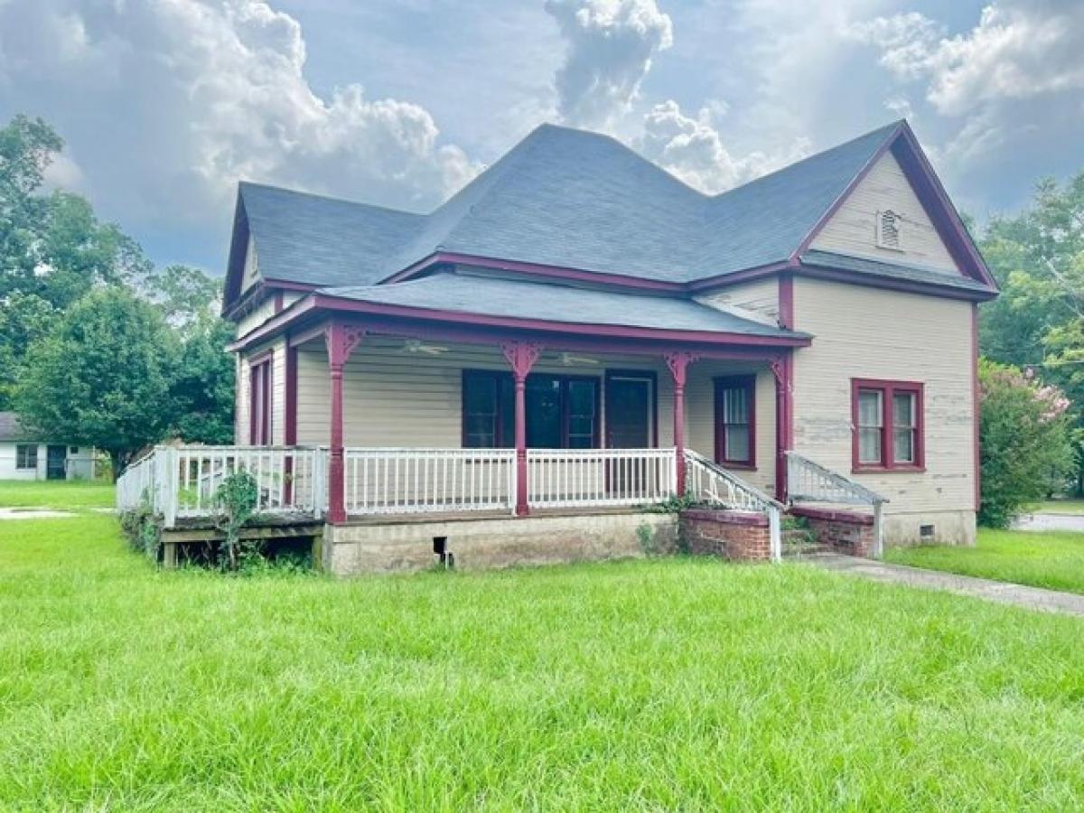 Picture of Home For Sale in Moultrie, Georgia, United States