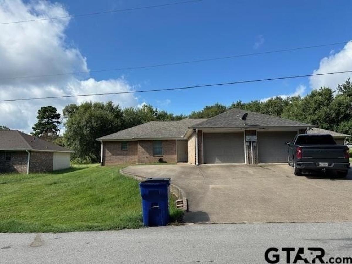 Picture of Home For Sale in Flint, Texas, United States