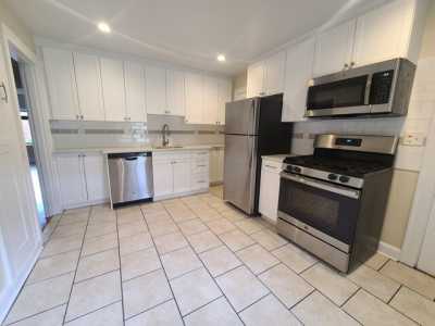 Apartment For Rent in Quincy, Massachusetts