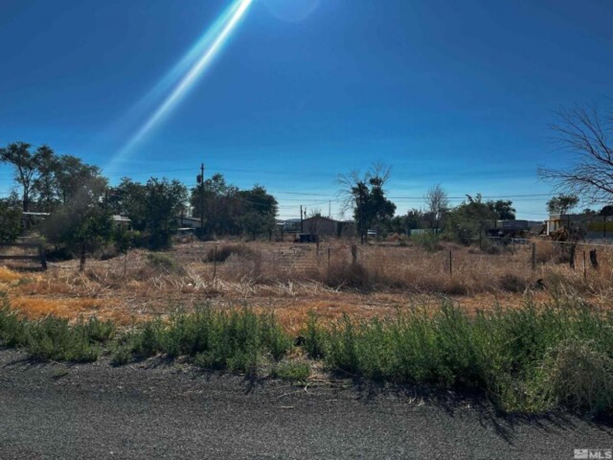 Picture of Residential Land For Sale in Silver Springs, Nevada, United States