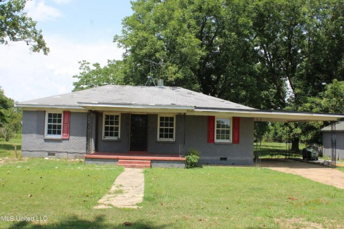 Picture of Home For Sale in Lamar, Mississippi, United States