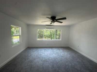 Home For Rent in Dade City, Florida