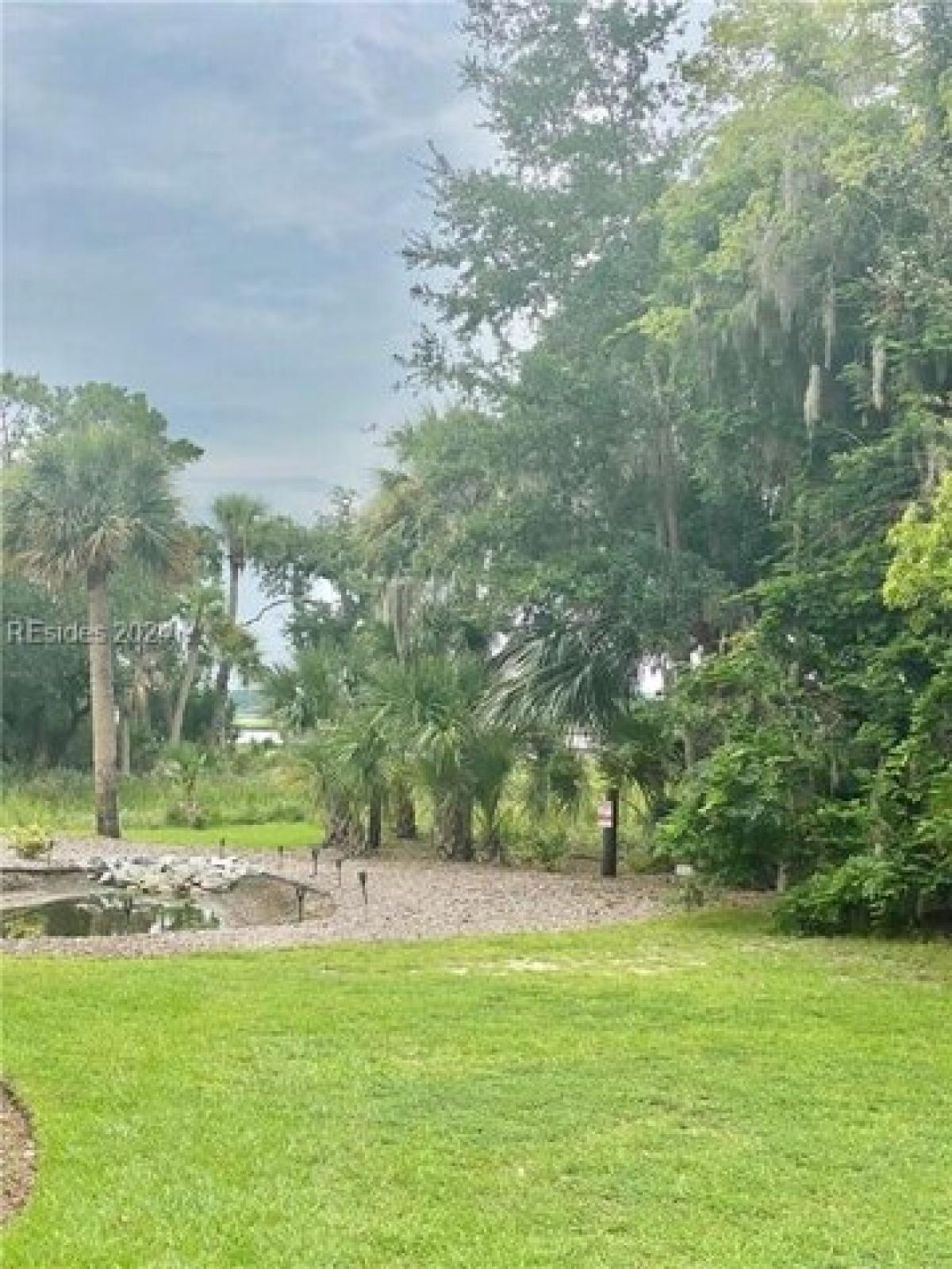 Picture of Residential Land For Sale in Hilton Head Island, South Carolina, United States