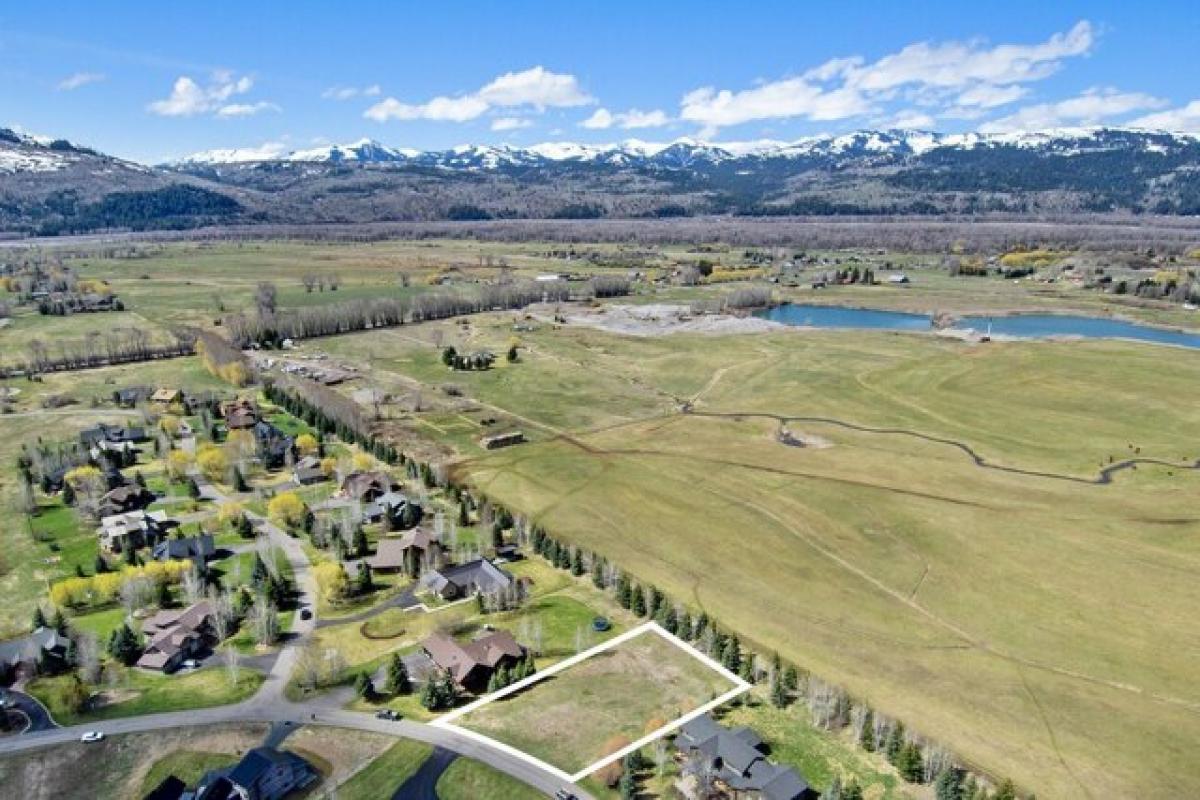 Picture of Residential Land For Sale in Jackson, Wyoming, United States