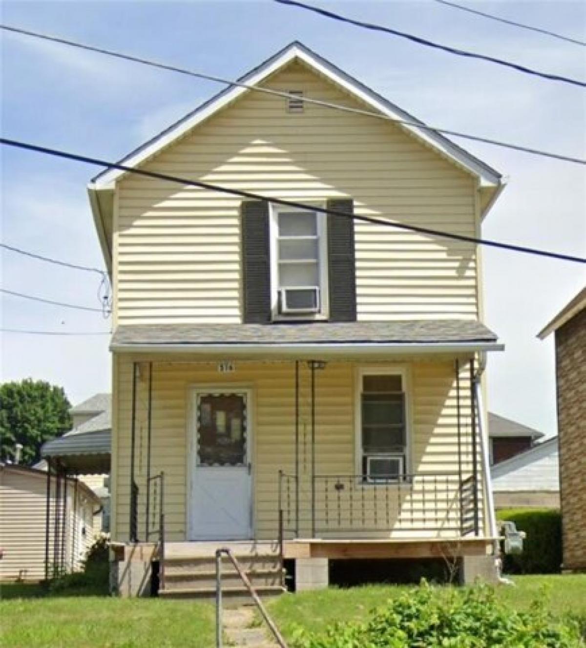 Picture of Home For Sale in Ellwood City, Pennsylvania, United States