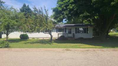 Home For Sale in Deckerville, Michigan