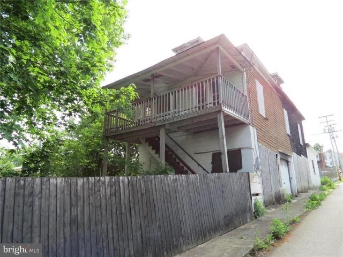 Picture of Home For Sale in Lehighton, Pennsylvania, United States