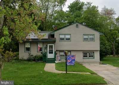 Home For Sale in West Deptford, New Jersey