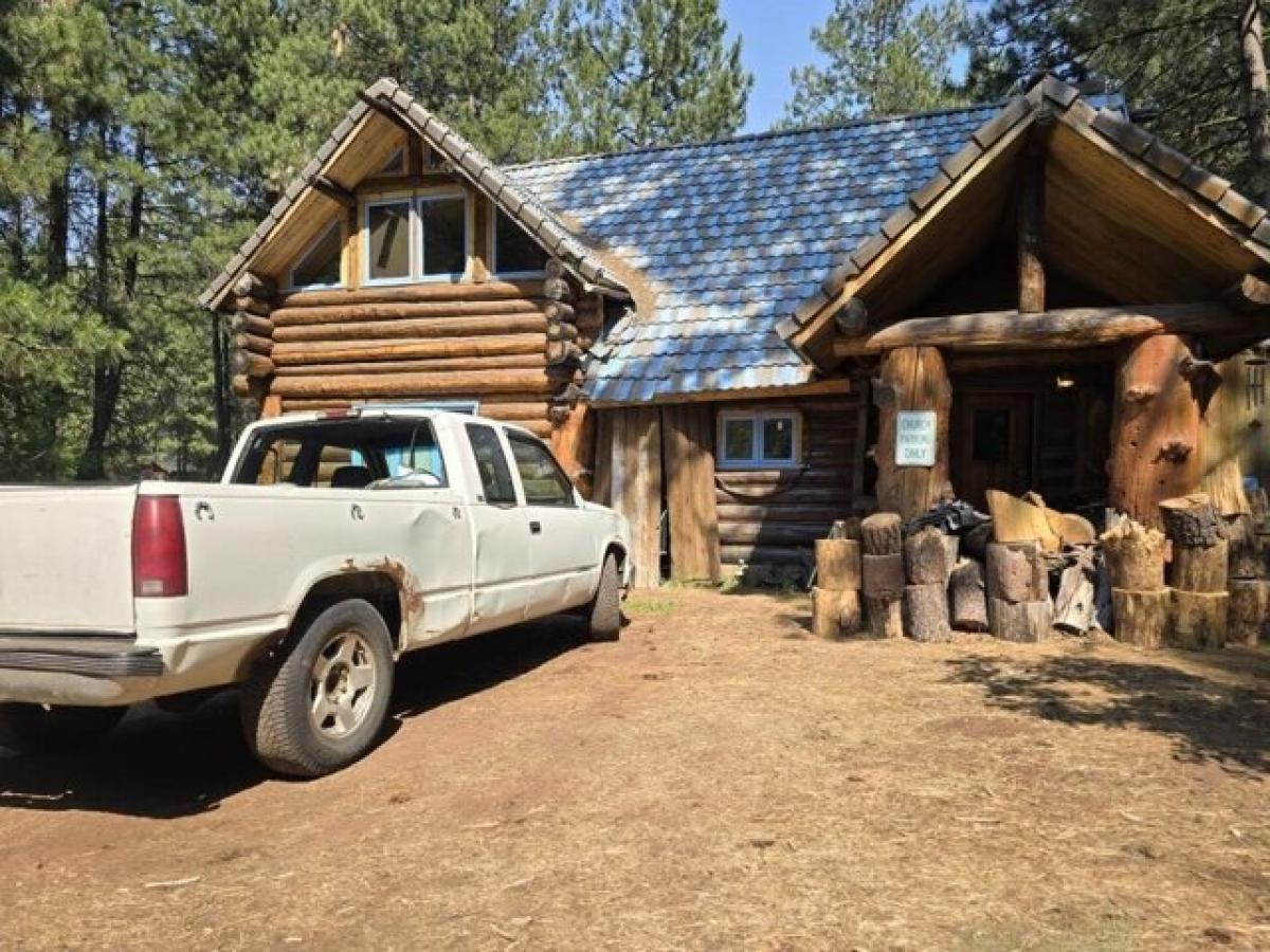 Picture of Home For Sale in Camp Sherman, Oregon, United States