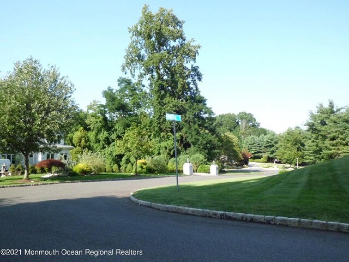 Picture of Residential Land For Sale in Holmdel, New Jersey, United States