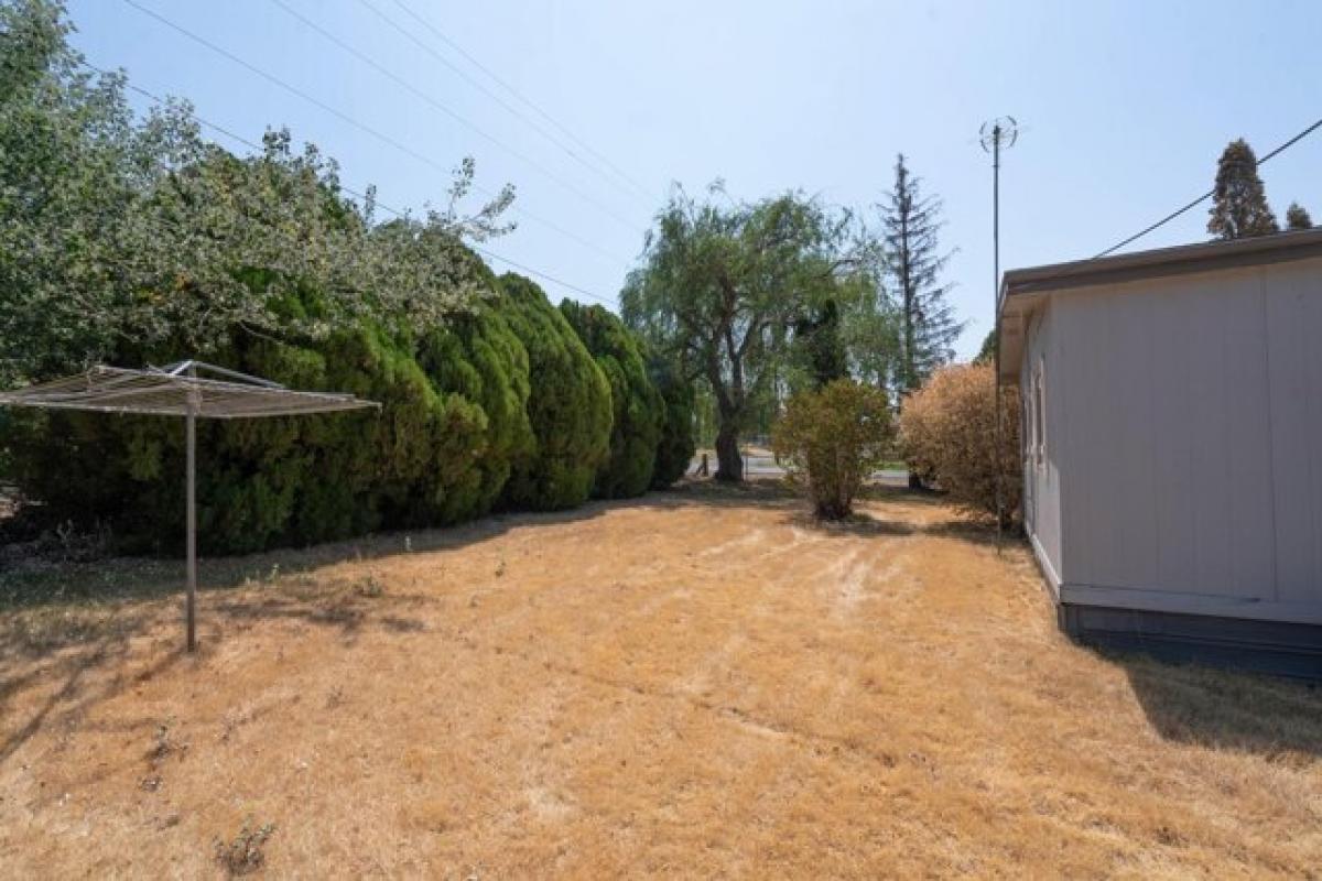 Picture of Home For Sale in Terrebonne, Oregon, United States