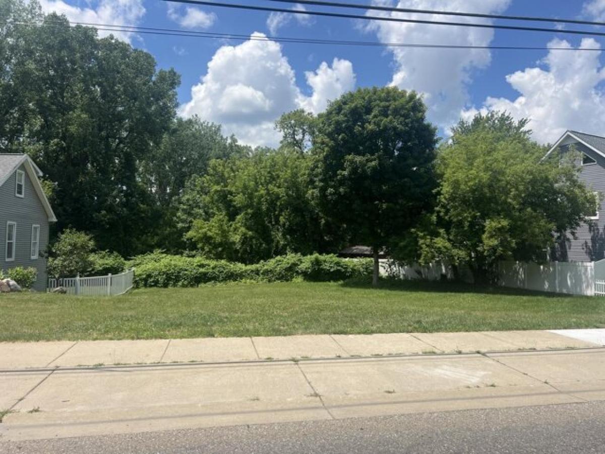 Picture of Residential Land For Sale in Fenton, Michigan, United States