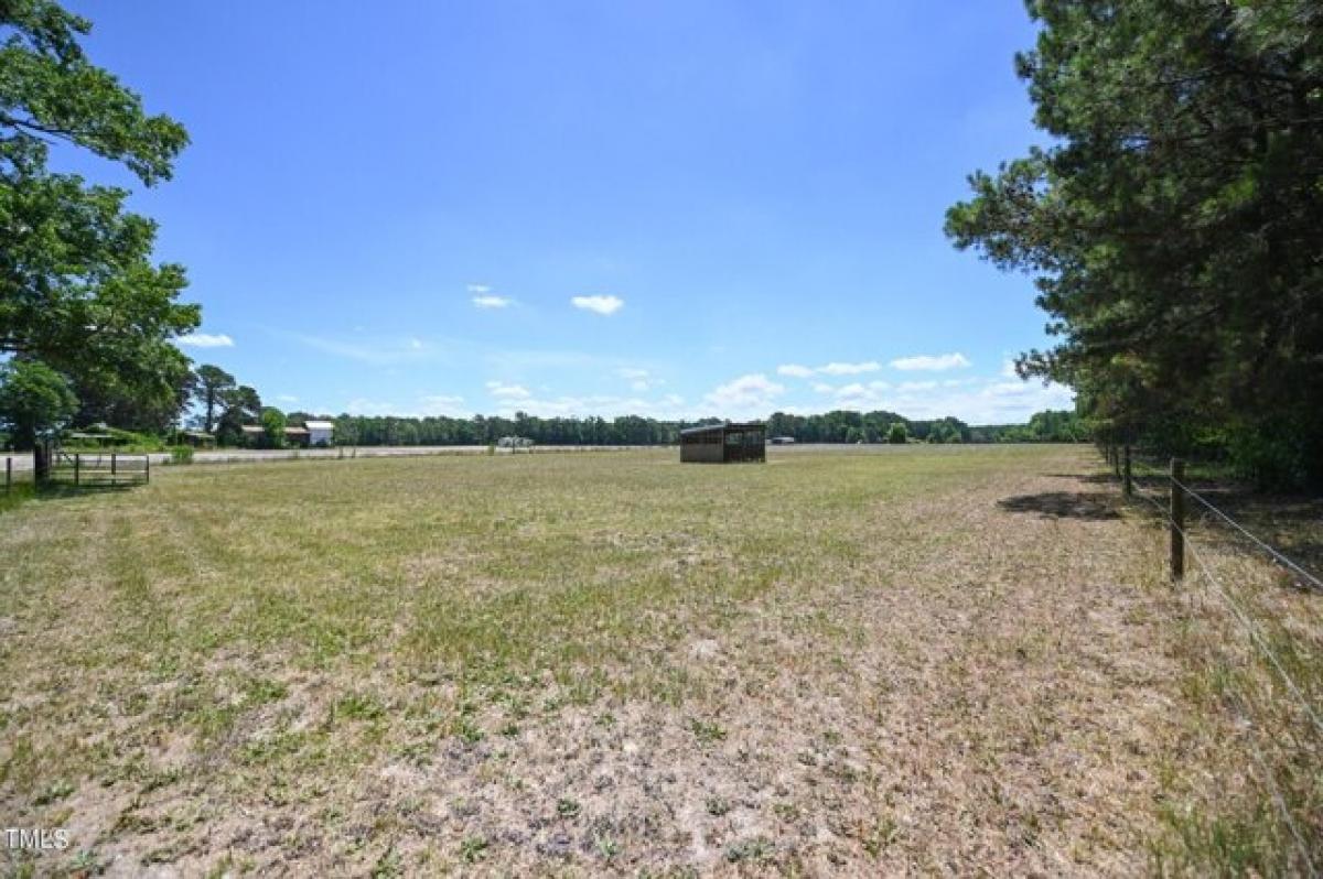 Picture of Residential Land For Sale in Mount Olive, North Carolina, United States