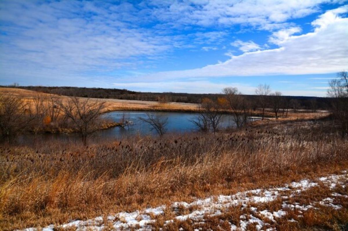 Picture of Residential Land For Sale in Lecompton, Kansas, United States