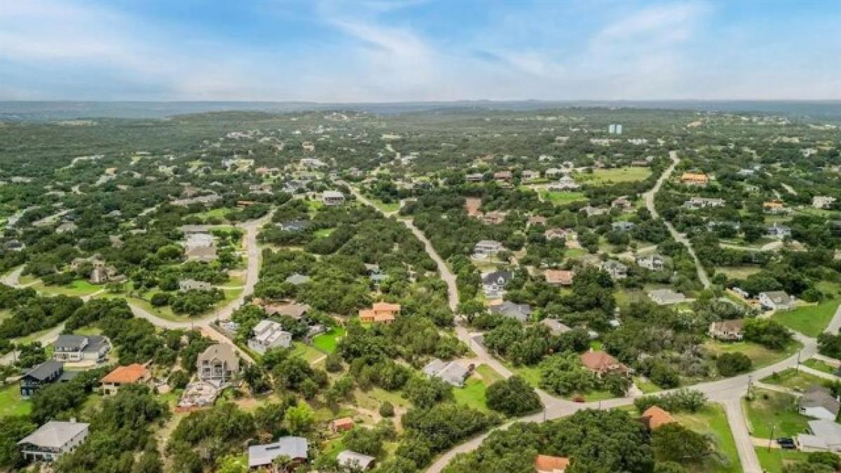 Picture of Residential Land For Sale in Spicewood, Texas, United States