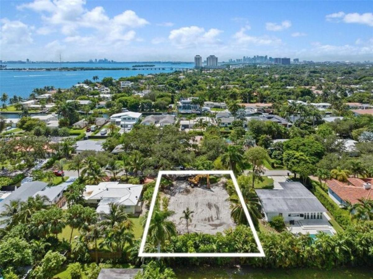 Picture of Residential Land For Sale in Miami Shores, Florida, United States