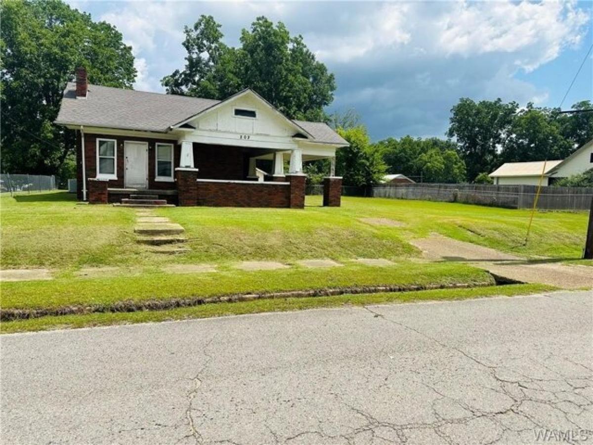 Picture of Home For Sale in Reform, Alabama, United States