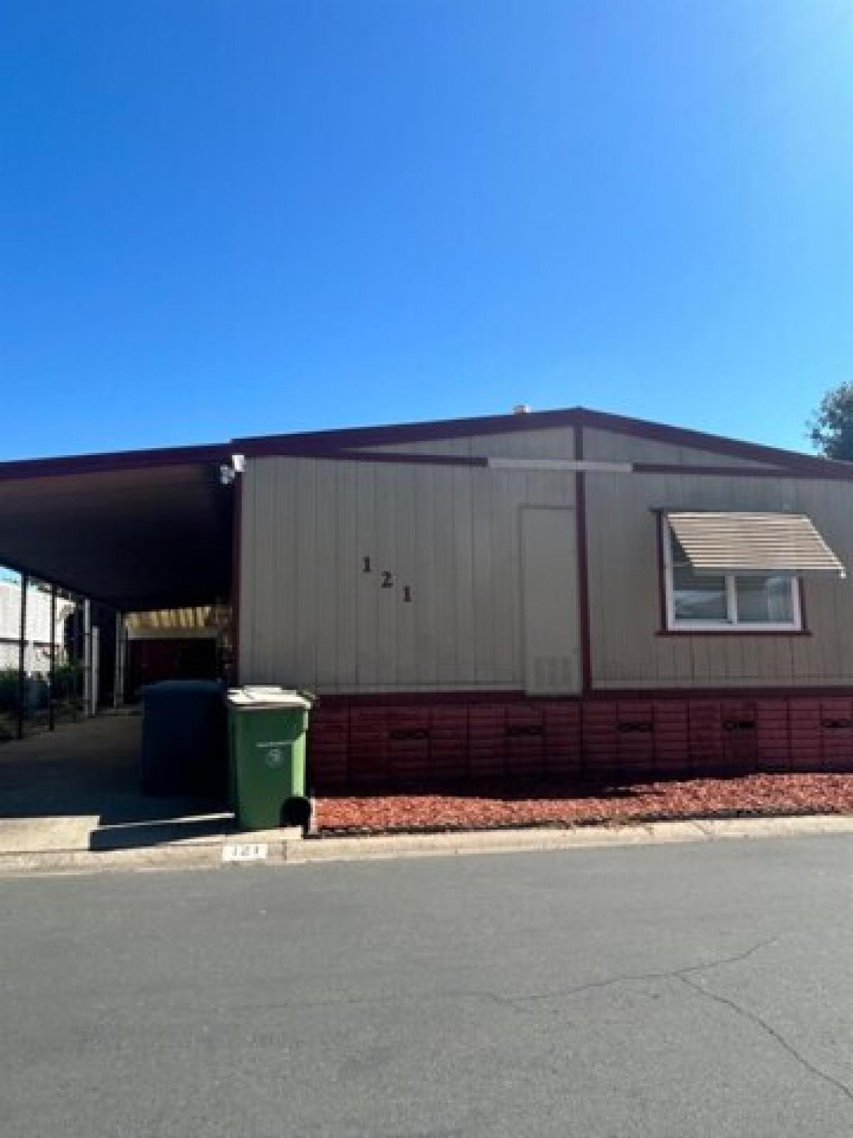 Picture of Home For Sale in Acampo, California, United States