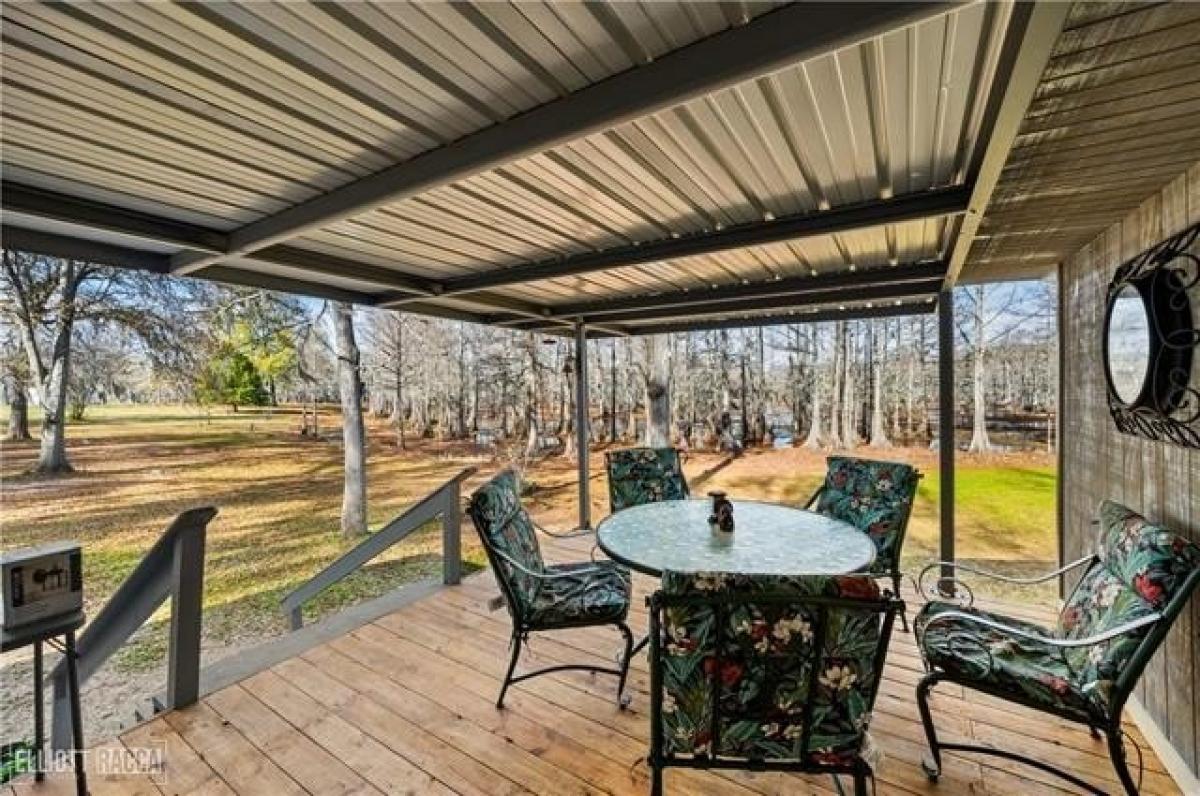 Picture of Home For Sale in Dry Prong, Louisiana, United States