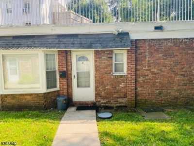 Apartment For Rent in Summit, New Jersey