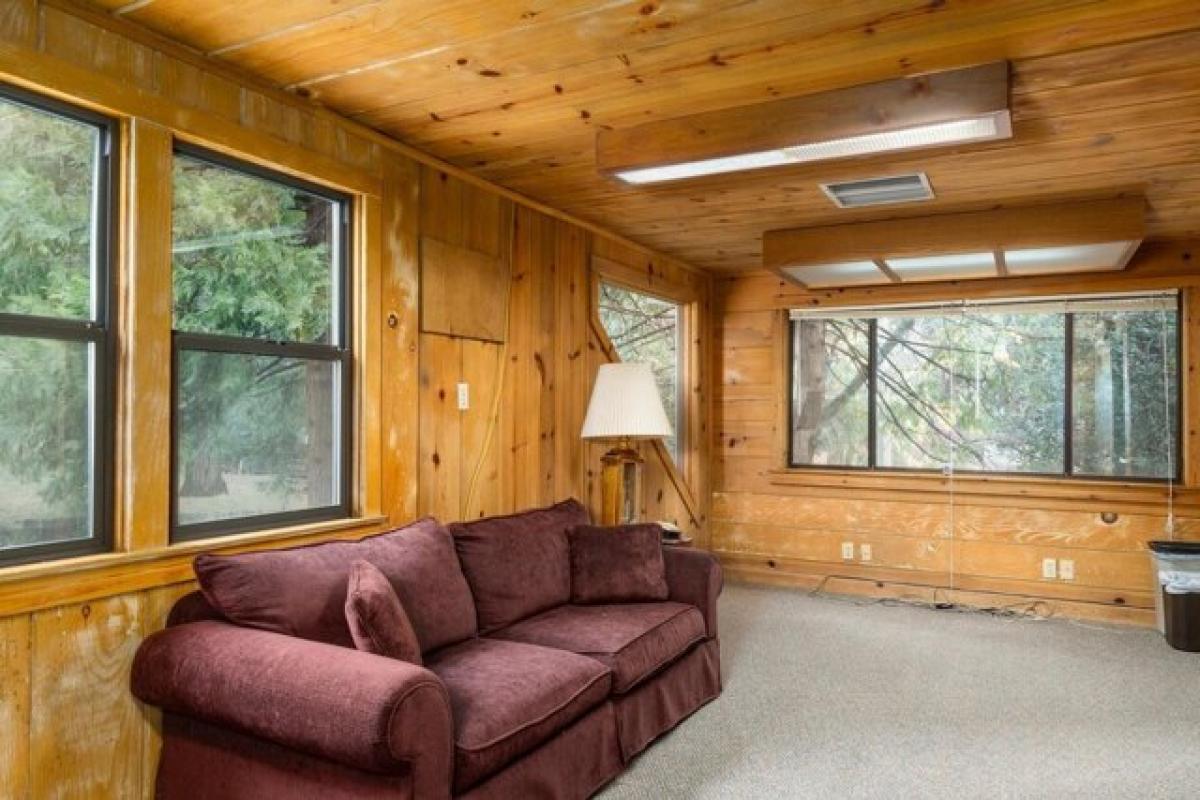 Picture of Home For Sale in Pollock Pines, California, United States