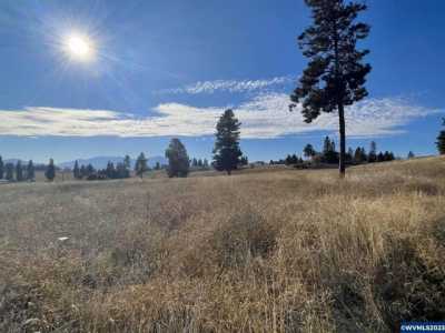 Residential Land For Sale in Chiloquin, Oregon