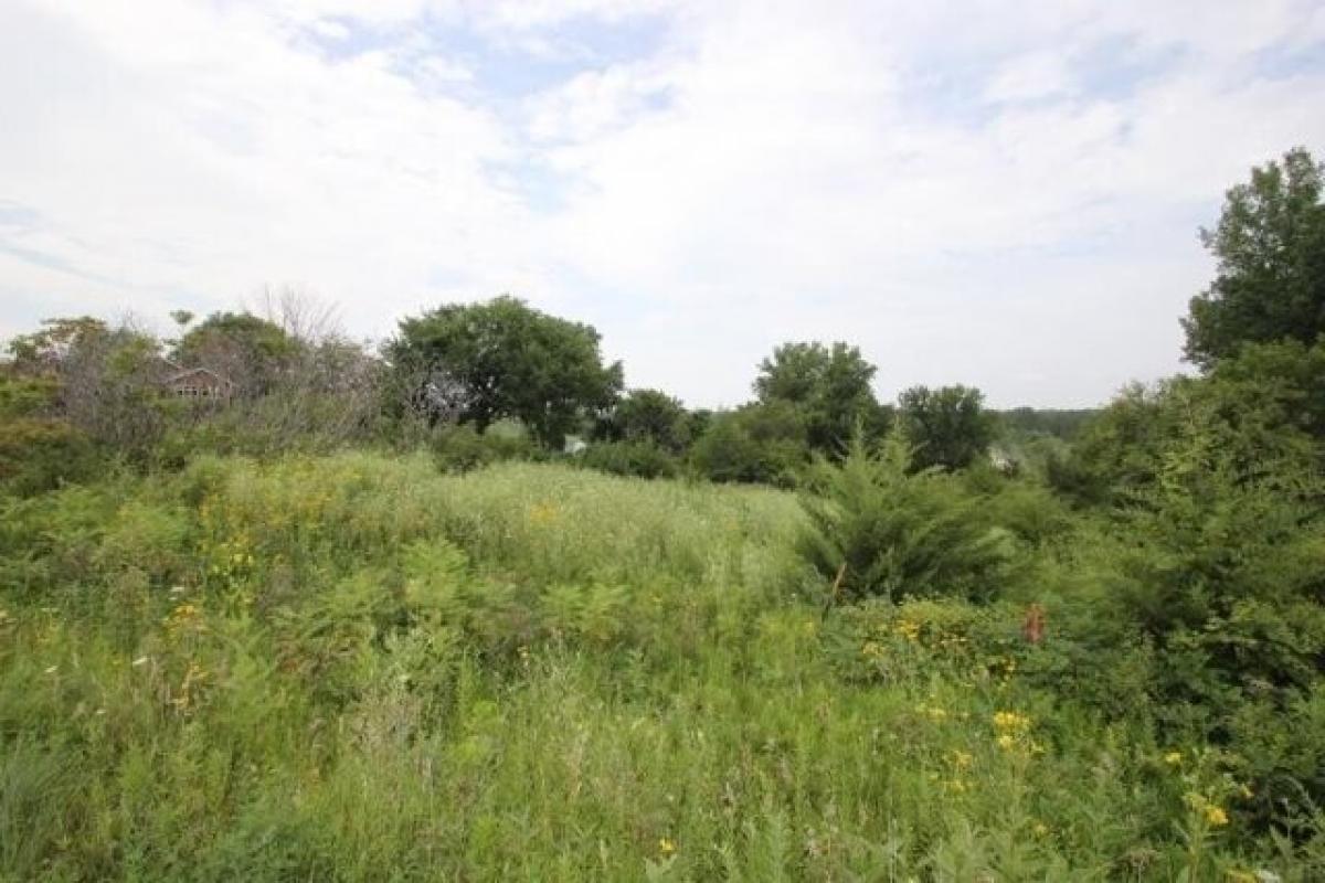 Picture of Residential Land For Sale in New Hartford, Iowa, United States