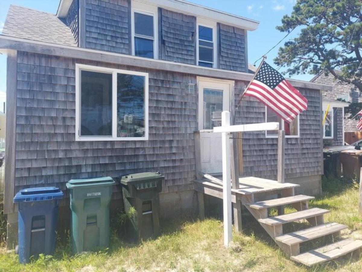 Picture of Home For Sale in Saco, Maine, United States