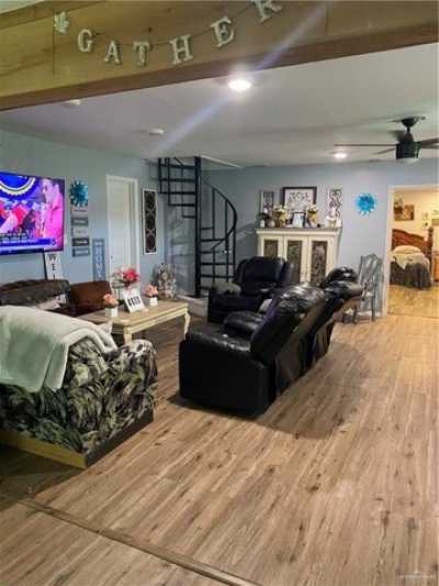 Home For Sale in Los Fresnos, Texas