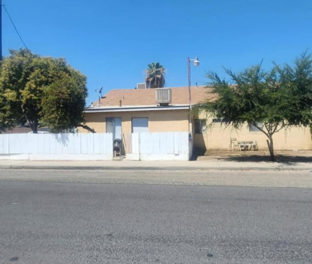 Picture of Home For Sale in Porterville, California, United States