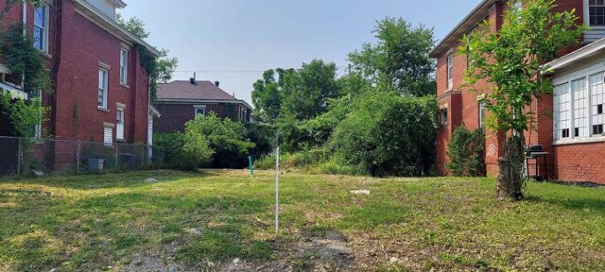 Picture of Residential Land For Sale in Huntington, West Virginia, United States