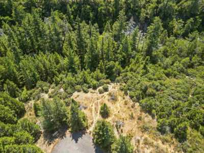 Residential Land For Sale in Gasquet, California