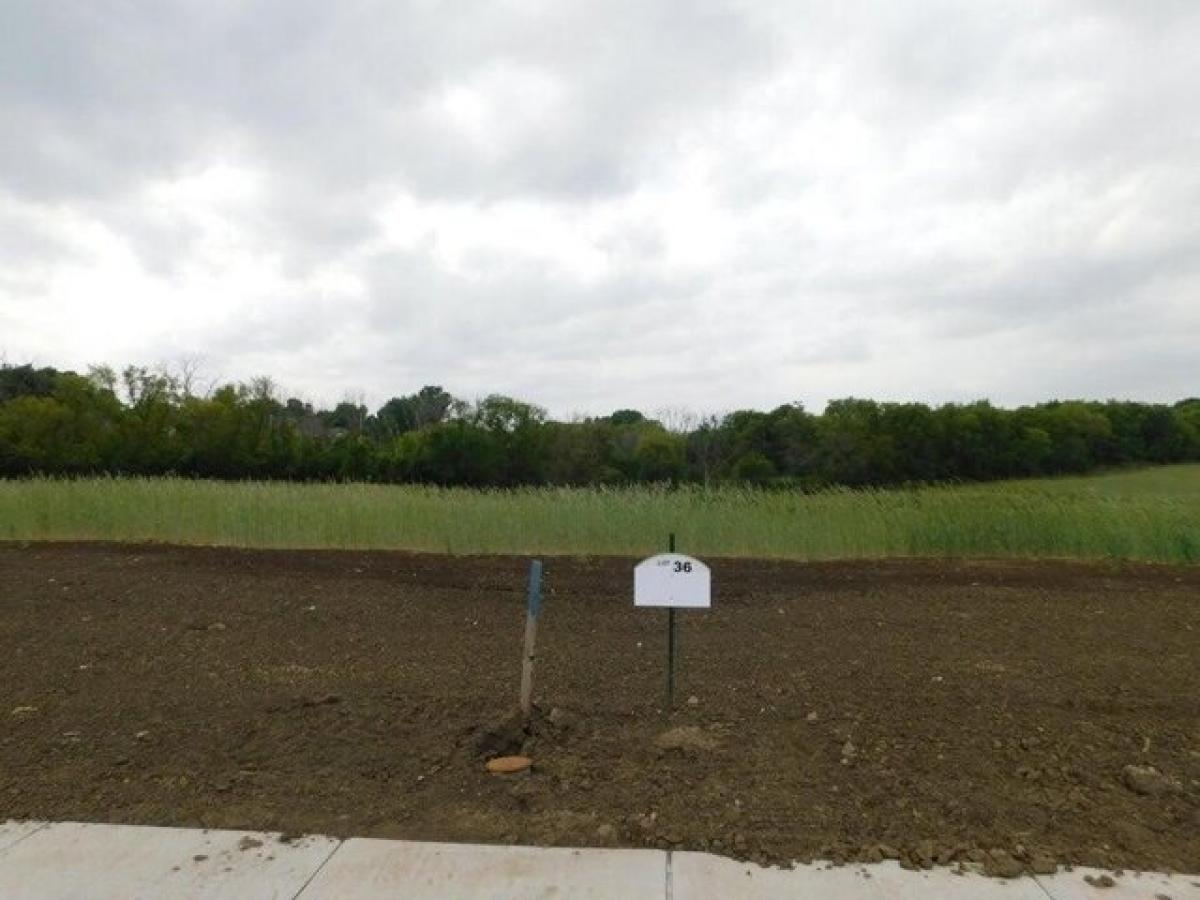 Picture of Residential Land For Sale in Grafton, Wisconsin, United States