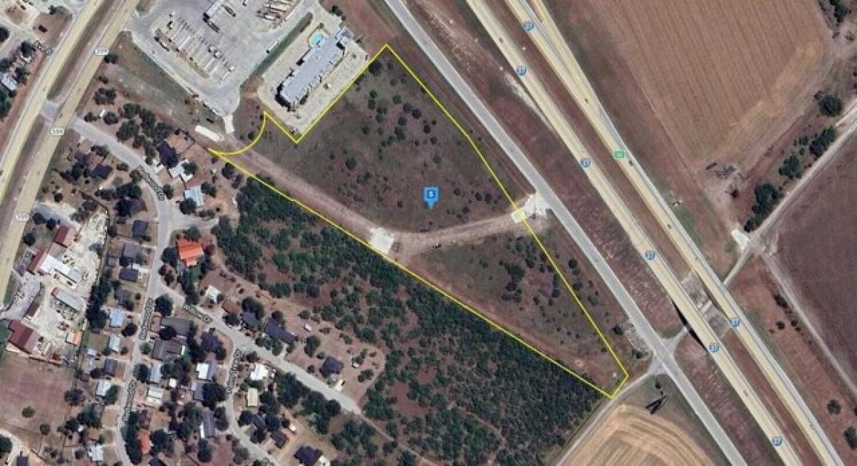 Picture of Residential Land For Sale in Mathis, Texas, United States