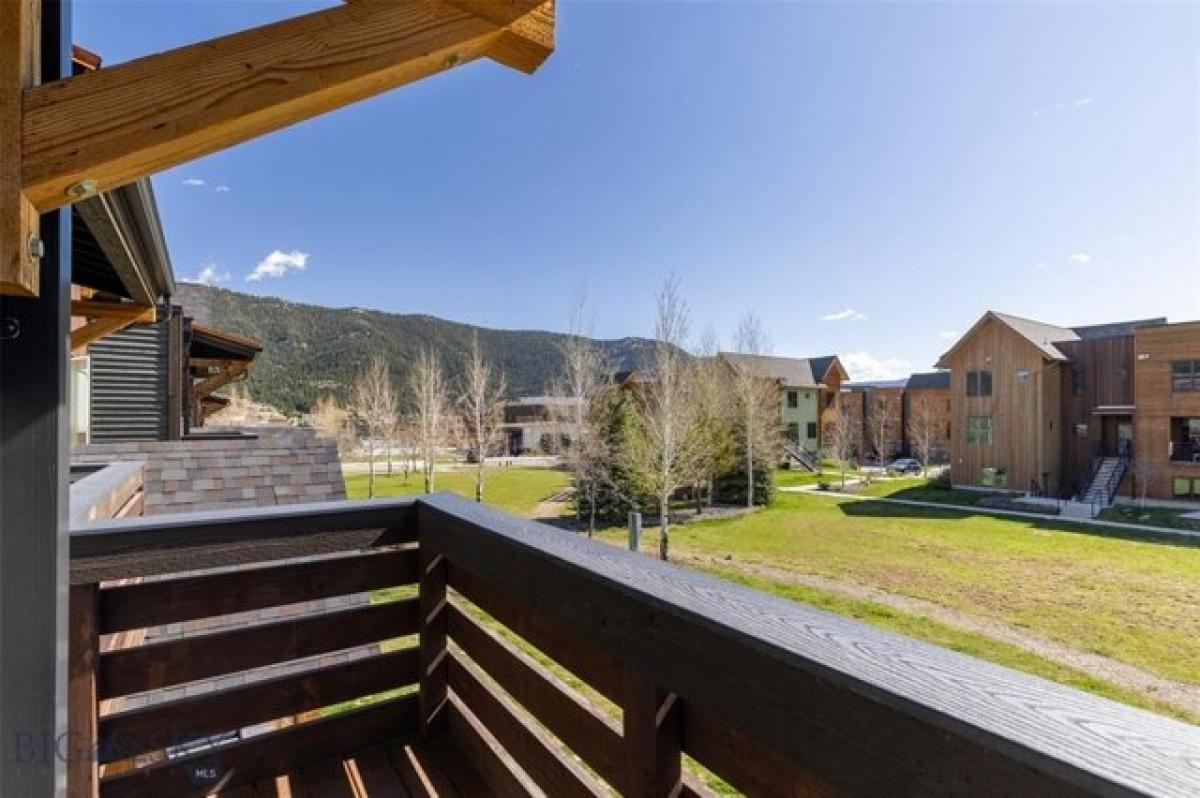 Picture of Home For Sale in Big Sky, Montana, United States