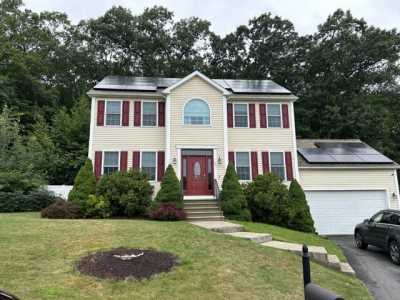 Home For Sale in Woonsocket, Rhode Island