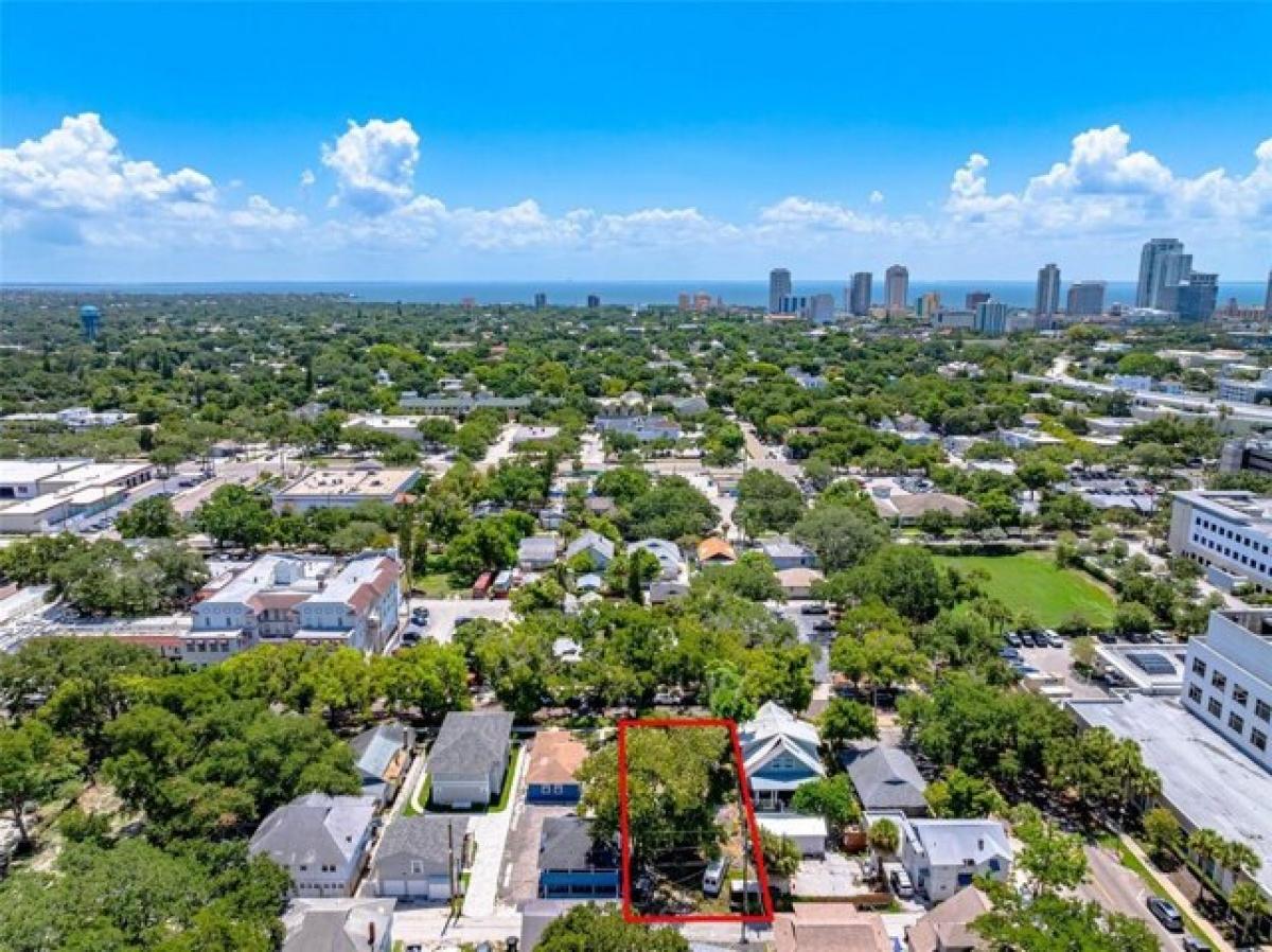 Picture of Residential Land For Sale in Saint Petersburg, Florida, United States