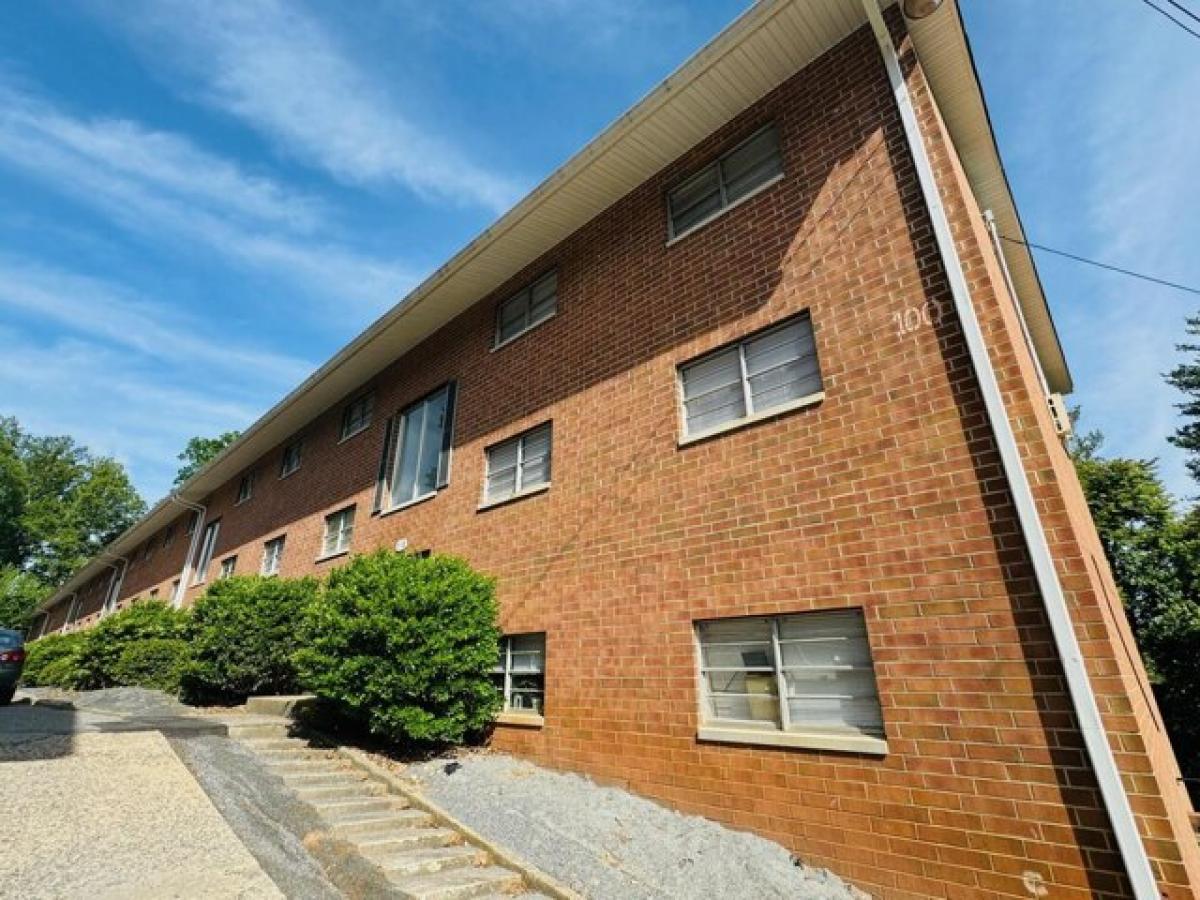 Picture of Apartment For Rent in Bassett, Virginia, United States