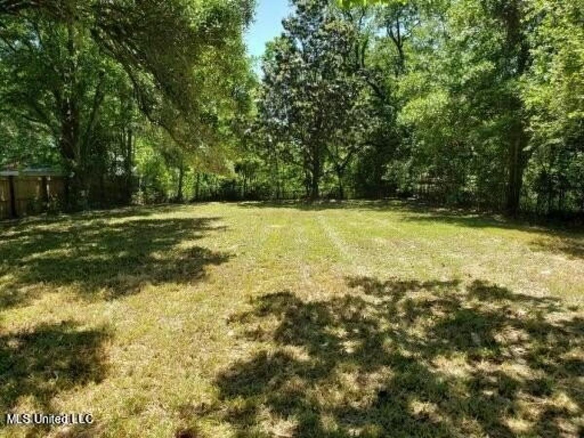 Picture of Residential Land For Sale in Pascagoula, Mississippi, United States