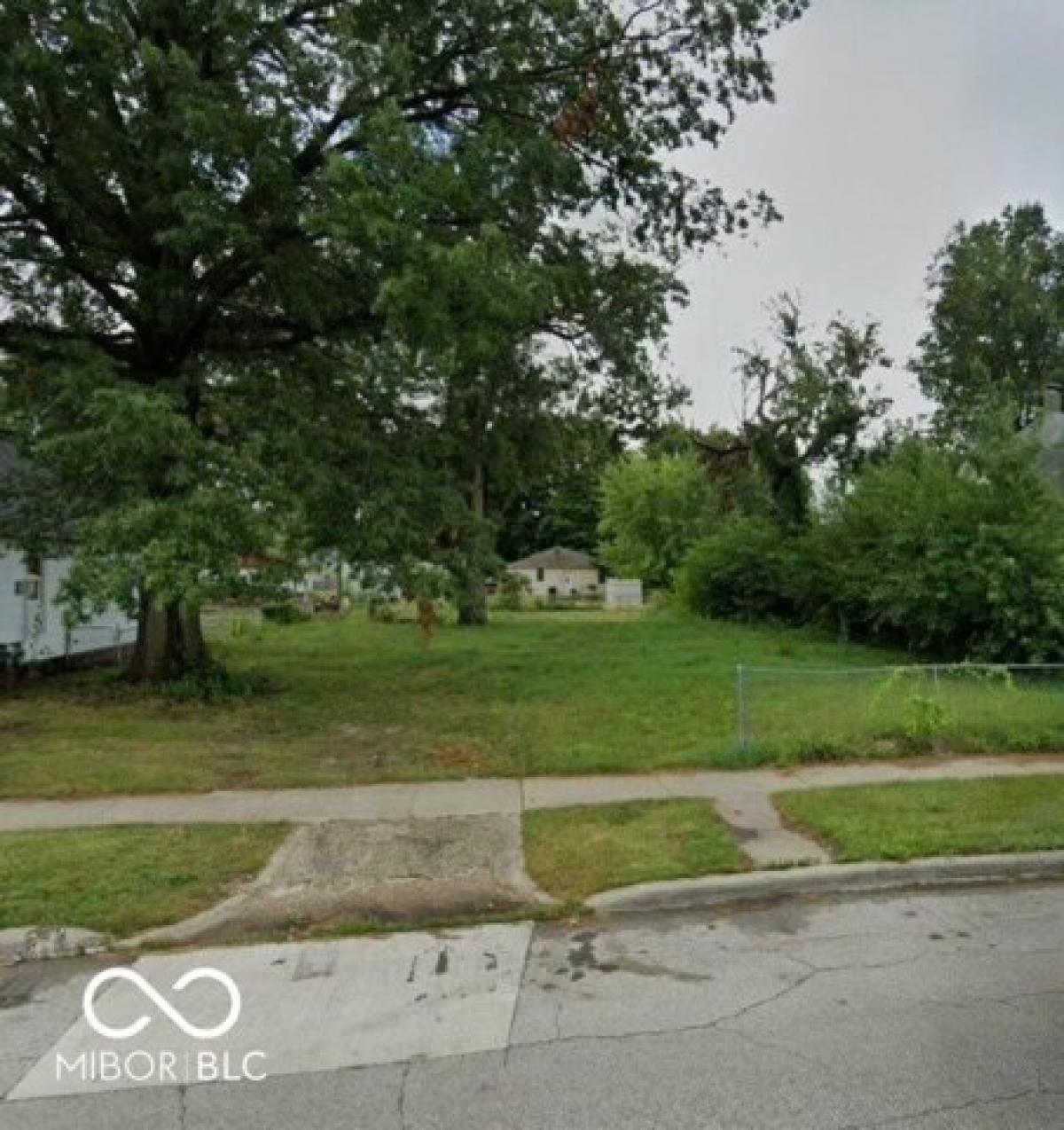 Picture of Residential Land For Rent in Terre Haute, Indiana, United States