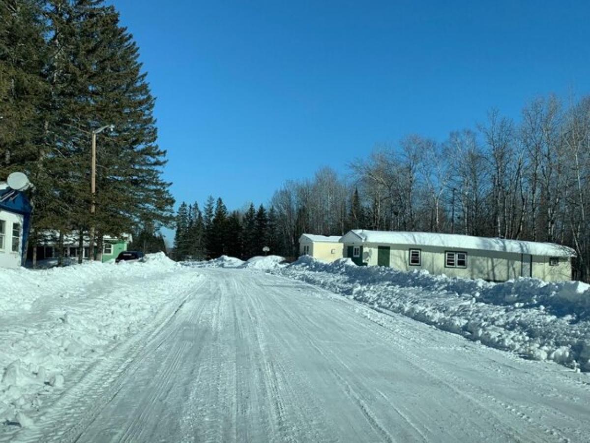 Picture of Home For Sale in Limestone, Maine, United States