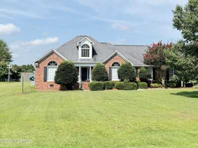 Home For Sale in Kinston, North Carolina