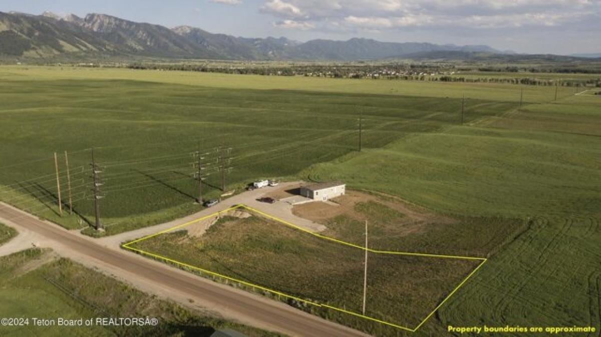 Picture of Residential Land For Sale in Freedom, Wyoming, United States