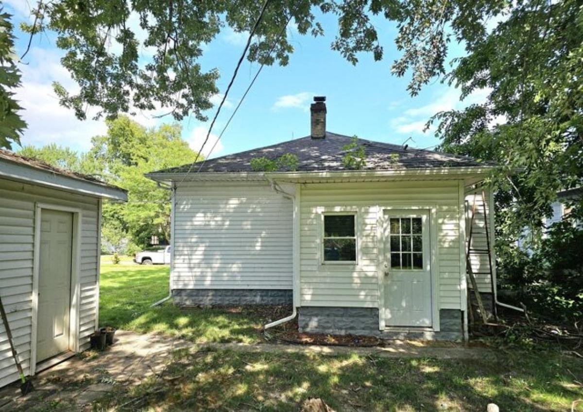 Picture of Home For Sale in Three Rivers, Michigan, United States