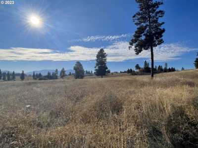 Residential Land For Sale in Chiloquin, Oregon